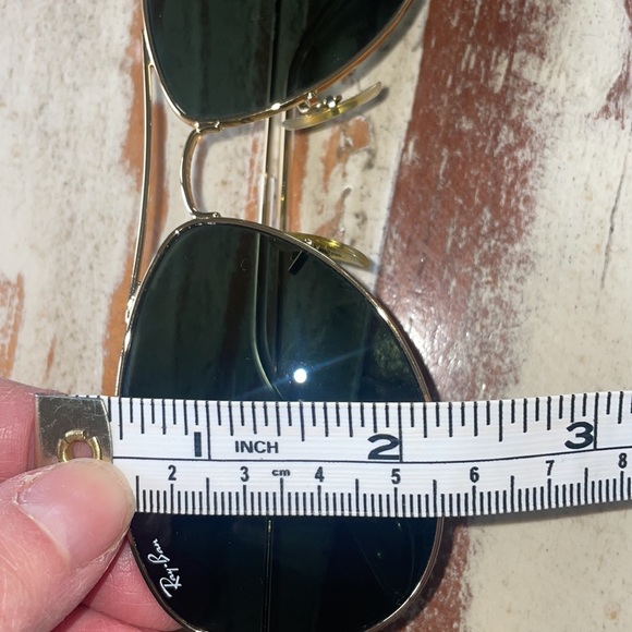 Ray Ban gold frame sunglasses with case - Picture 7 of 8